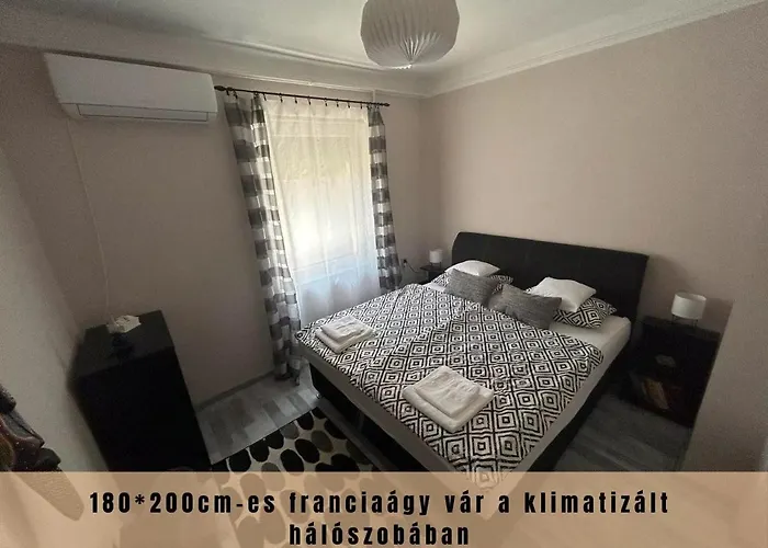 Holiday home Estina House